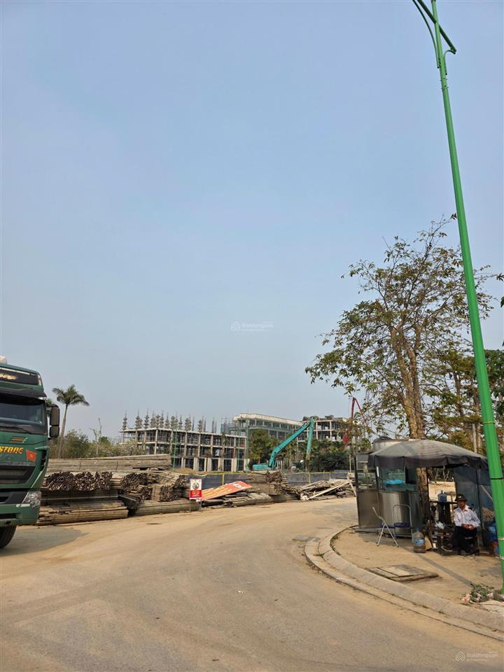 Bán căn góc view vườn hoa da cổ bi  green little town, pháp lý đủ, dt 115m2, ck 7%  0971 366 ***