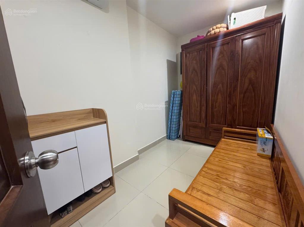 Bán căn hộ ct2 vcn phước hải | giá chỉ 2,7 tỷ căn hộ đẹp nội thất đầy đủ view hồ bơi mát mẻ