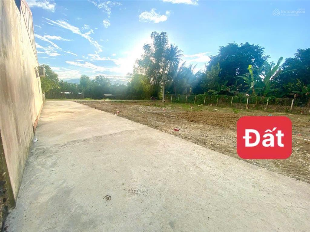 Bán đất diên lạc  dt 85,3m2 thổ cư giá bán 688 triệu  đường ô tô