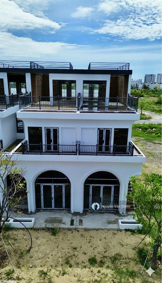 Bán xuất ngoại giao shophouse 3 tầng, mozzadiso mỹ gia gói 6 nha trang giá chỉ 6tỷ134