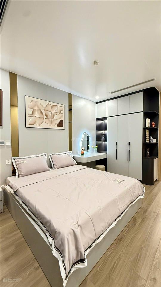 Chủ nhà thiện chí cần bán gấp căn hộ 2 phòng ngủ tại chung cư tràng an complex phùng chí kiên