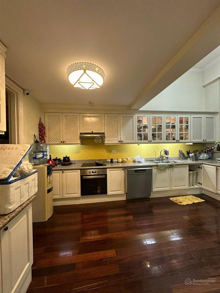 Bán căn hộ 3pn, 2wc, 181m2, gác xép cao 2,4m, rộng 30m tại the manor, mễ trì, nam từ liêm, 16 tỷ 5