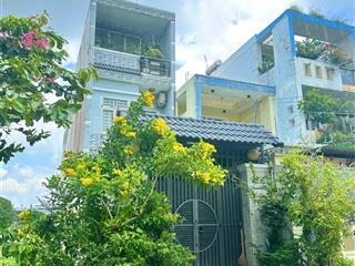 Nhà mặt tiền nhánh sát tô ký, dt 4x25m, trệt 2 lầu kiên cố, giá rẻ nhất khu vực chỉ 5,8ty