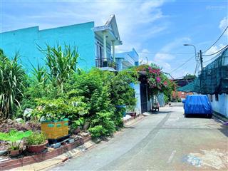 Lô đất đẹp, dt 5,3x18m, mặt tiền nhánh xuân thới thượng, ngay chợ, ủy ban xã sầm uất