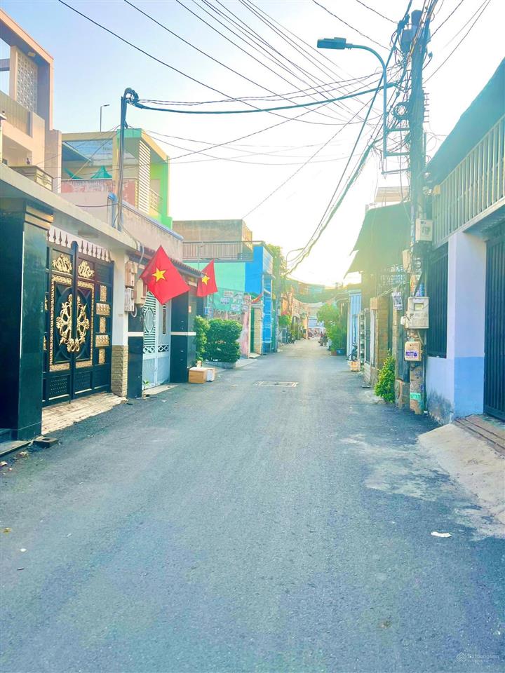 Đất 5x26m (126m2 thổ cư), đường nhựa thông, sát song hành, đh huflit, xd hoàn công 5 tấm