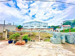 Còn lô đất chính chủ mới tách cực đẹp, dt 5x20m, sát sân banh thới thứ, đặng thúc vịnh vào 200m