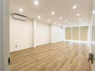 Cho thuê sàn vp mặt phố lạc trung, dt 90m2, sàn khá mới, có hầm để xe, thang máy, giá tốt