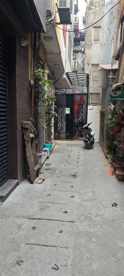 Bán nhà 62m2 xây 4 tầng phố trần khát chân, hai bà trưng