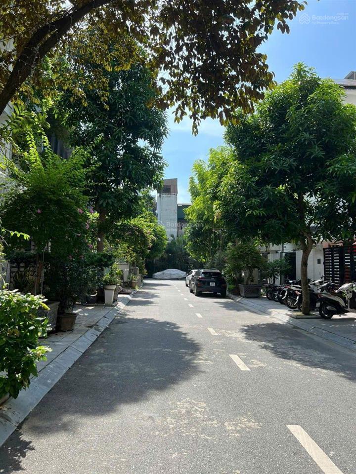 Bán nhà liền kề lô góc 2 mặt tiền 75m2x4 tầng dự án green pearl 378 minh khai