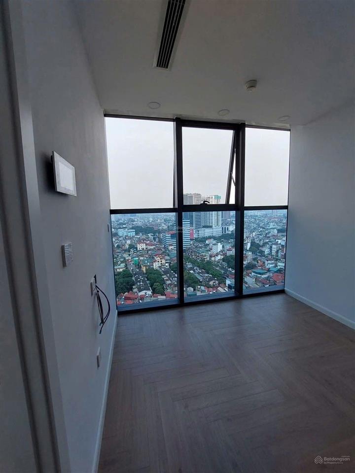 Cho thuê các căn hộ chung cư ninety complex 90 đường láng mới bàn giao, có slot ô tô