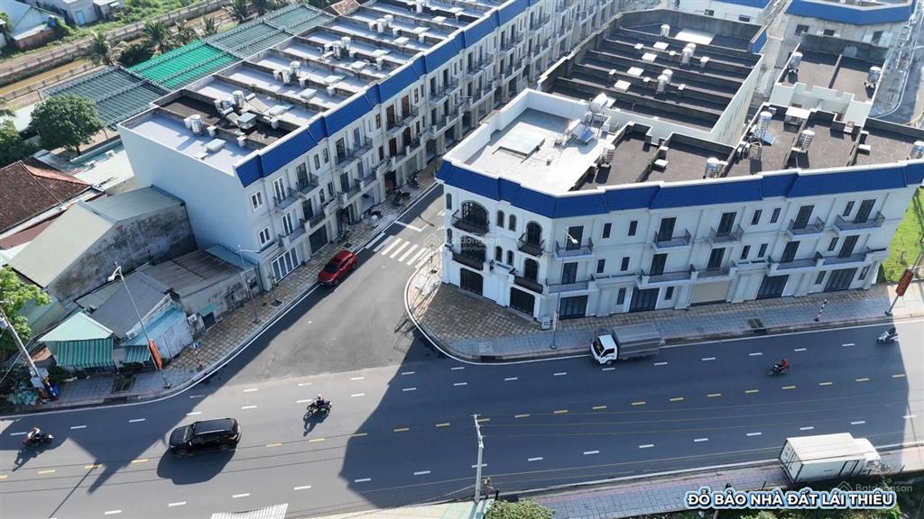 Bán nhà phố thương mại thuận an land, ngay đầu đường nguyễn chí thanh, chợ búng, có giá tốt