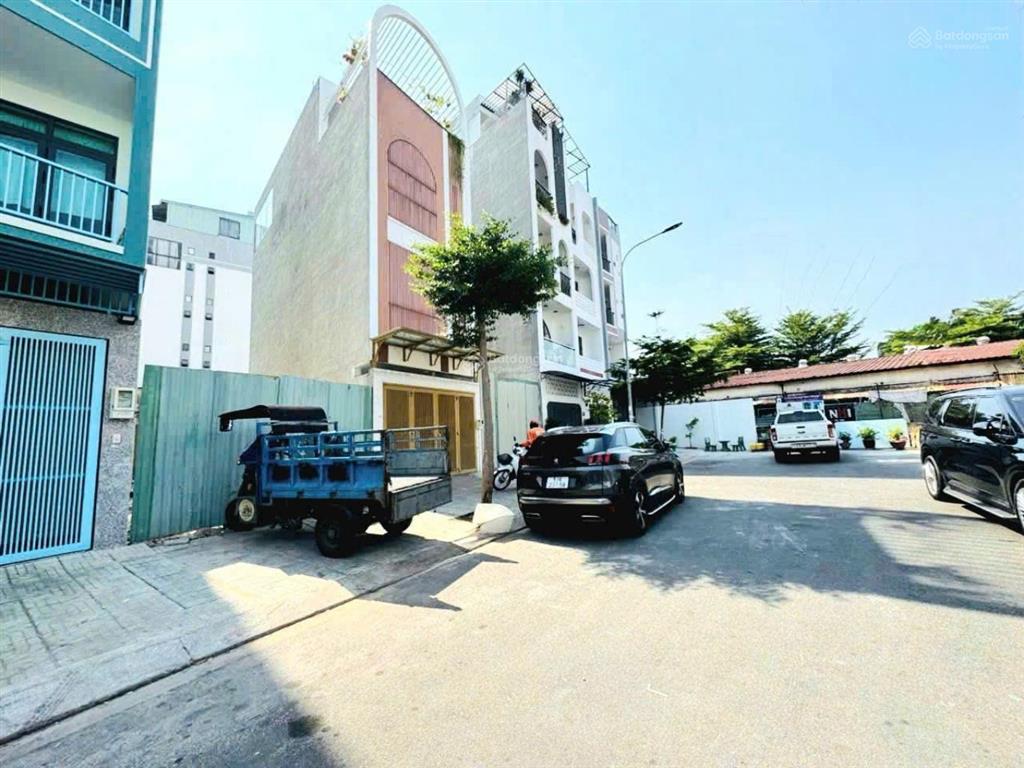 Bán đất tân phú  mặt tiền 16m  4x18m2  tiện xây 7 tầng  lũy bán bích
