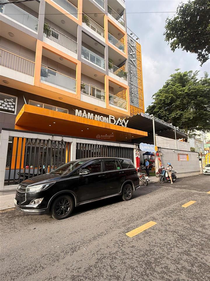 Bán gấp nhà tân phú, hẻm xe hơi, 71m2, đường lũy bán bích