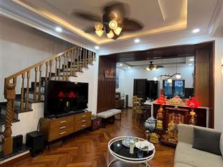 Bán nhà lầu 3pn khu dân cư cao cấp tại hoà phú bình dương full noi thất sang xịn sổ đã hoàn công