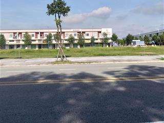 Bán nhà lầu có sẵn nguồn thu ổn định 150m2 đất có 2 mặt tiền kinh doanh ngay gần thành phố mới bd