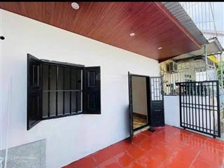 Bán nhà gần cột đồng hồ hạ long giá chỉ 1tỷxxtr  0962 698 ***