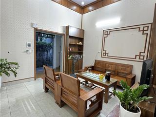 Bán nhà ngõ 10 cao xanh giá hơn 1ty xíu xiu  0962 698 ***