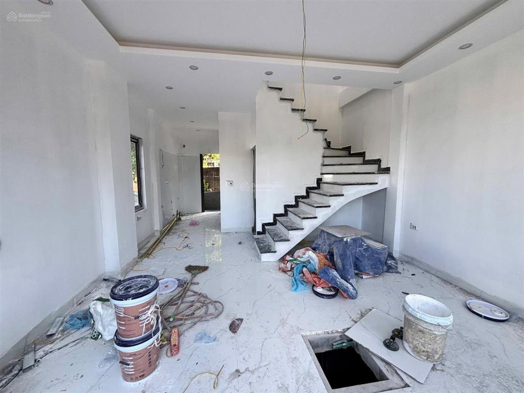 Bán nhà 2 tầng 3 ngủ cao xanh mới tinh giá chỉ 1ty750tr  0962 698 ***