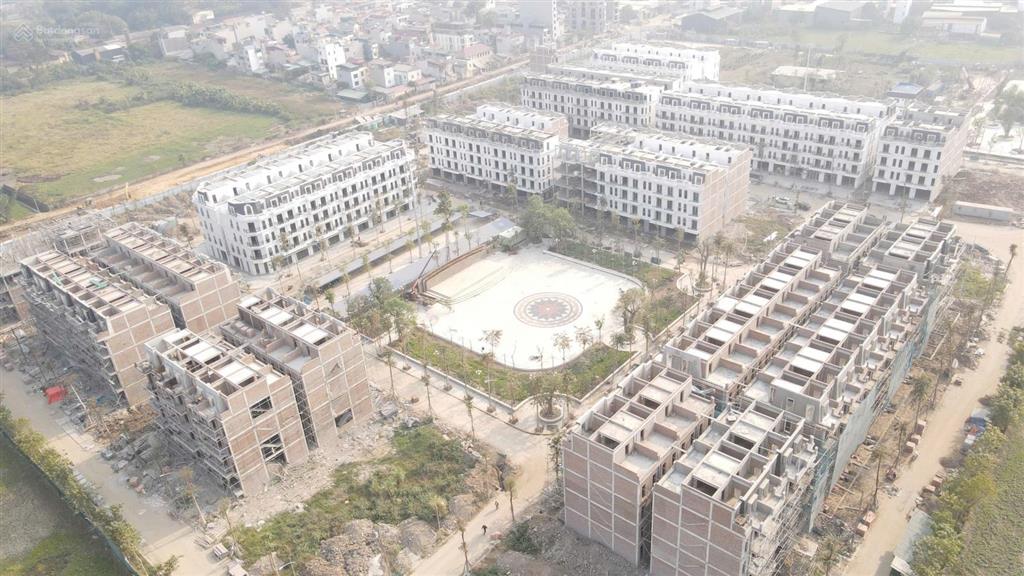 Cc chuyển nhượng liền kề  góc dự án đông dương residence view công viên hướng đn giá chưa đến 10tỷ