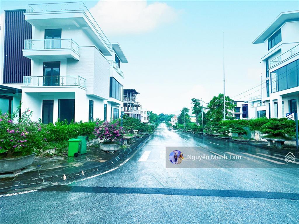 Cc bán lô góc vip bt đơn lập dự án phú cát dt 316m2 mặt tiền 12m đường 24m view clubhouse chung cư