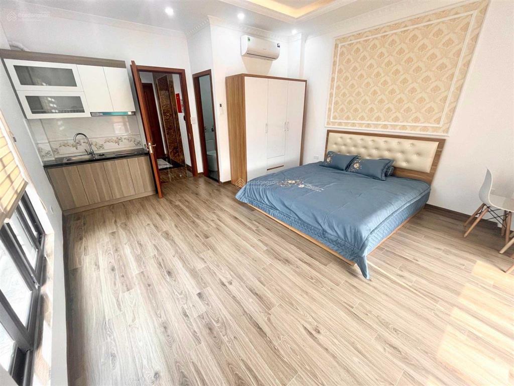 Giảm 1 tỷ bán gấp tòa nhà 8t thang máy dòng tiền 90tr/tháng phố quan hoa oto qua nhà, ngõ thông