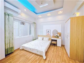 Trương công giai  dòng tiền 45tr/tháng  50m2 x 5t với 10p kk full nội thất, luôn kín phòng