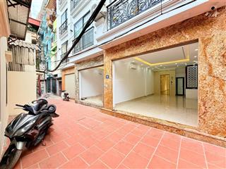 Quận ủy cầu giấy  45m2 thông sàn 7t thang máy, view cực thoáng, tiện ích nhiều, nhà mới đẹp  9 tỷ