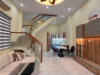 Bán căn góc (5,2x12m) 3pn  nhà mới, có nội thất  âu dương lân, p.3, q.8  sổ hồng riêng