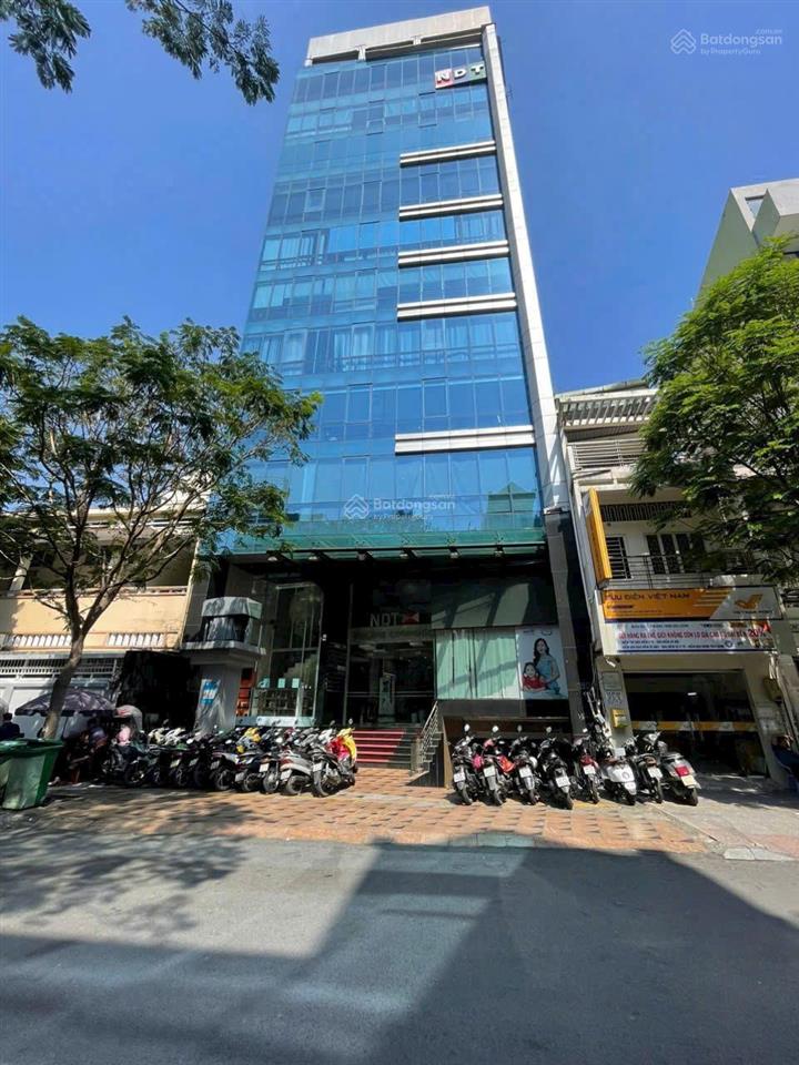 Bán building siêu khan hiếm mt phạm ngọc thạch dt 19 x 35m hầm + 13 lầu giá bán 300 tỷ tl