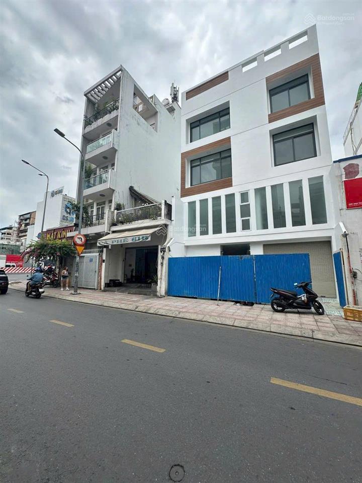 Bán nhà mặt tiền calmette  dt 9 x 21m, công nhận 185m2  4 tầng, giá 65 tỷ tl  tin thật 100%