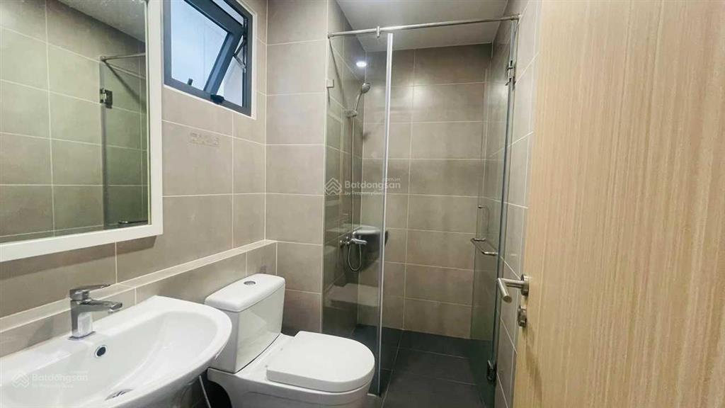 3 máy lạnh, máy nước nóng  2pn/2wc  nhận nhà ở ngay  chủ nhà dễ thương