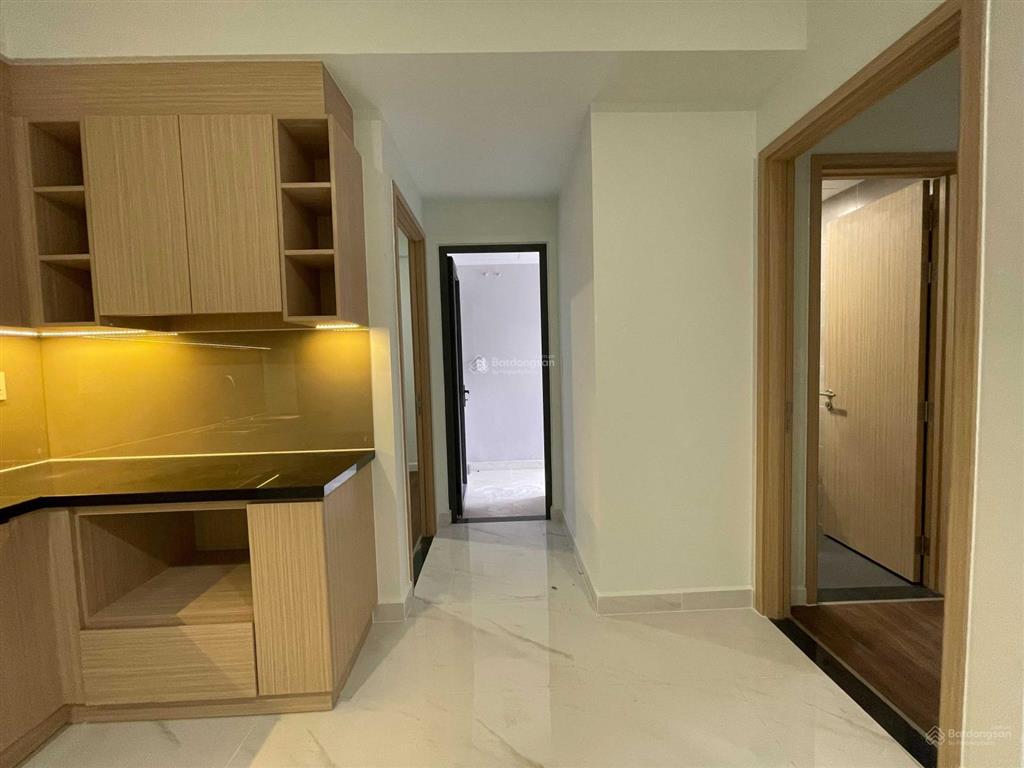 3 máy lạnh, máy nước nóng  2pn/2wc  nhận nhà ở ngay  chủ nhà dễ thương