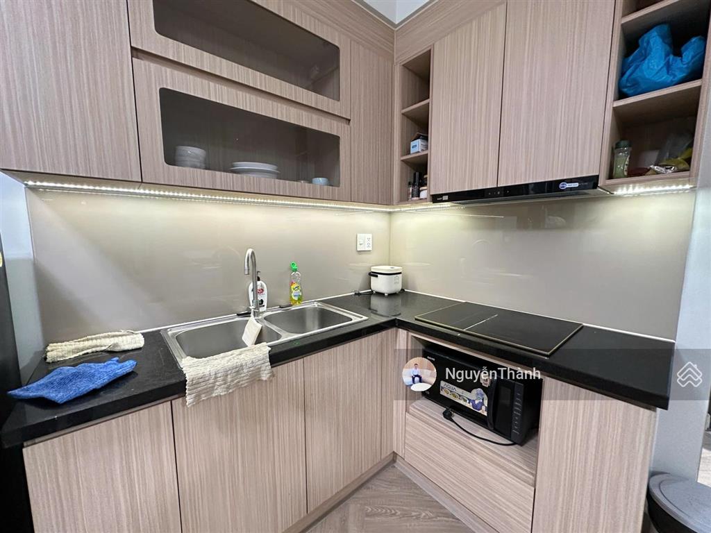 Nội thất full  tầng đẹp  view thoáng  nhận nhà ở ngay  sẵn sổ hồng