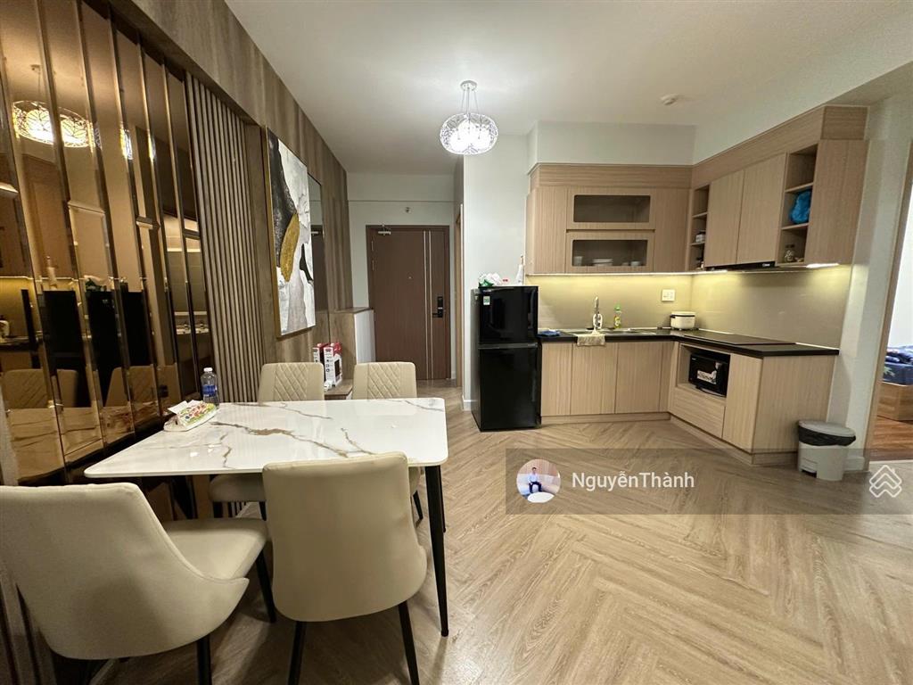 Nội thất full  tầng đẹp  view thoáng  nhận nhà ở ngay  sẵn sổ hồng