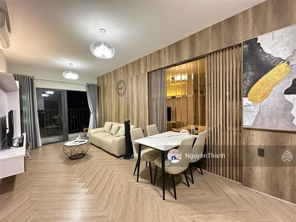 Nội thất full  tầng đẹp  view thoáng  nhận nhà ở ngay  sẵn sổ hồng