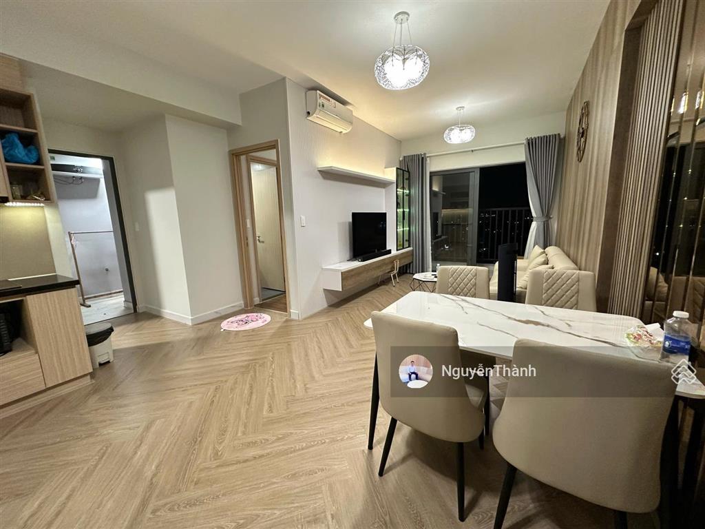 Nội thất full  tầng đẹp  view thoáng  nhận nhà ở ngay  sẵn sổ hồng