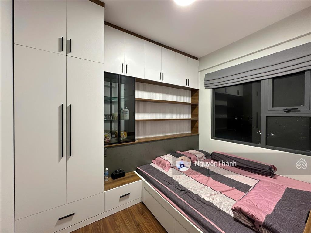 Nội thất full  tầng đẹp  view thoáng  nhận nhà ở ngay  sẵn sổ hồng