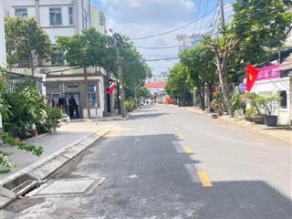 Bán bt cũ khu bt an lộc nguyễn oanh p17 gv dt 13.5x18m, cn 215m2 giá 21 tỷ đường trước nhà 16m