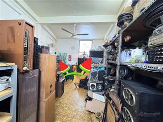 Bán nhà 2 mặt tiền trước và sau nhật tảo p. 7 quận 11, tiện mua đầu tư xây mới