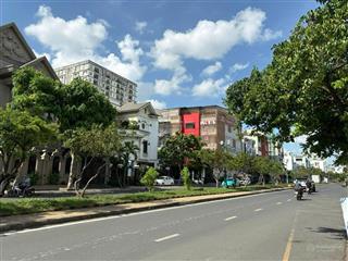 Biệt thự sang trọng góc 2 mt lê thúc hoạch, tân phú, nhanh tay sở hữu biệt thự đẹp như trong tranh