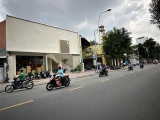 Bán tòa nhà mặt tiền lê văn sỹ, quận 3, giá tốt