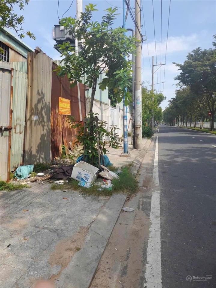 Siêu phẩm khuông đất lớn 3316m2 mặt tiền kênh tân hóa phường tân thới hòa