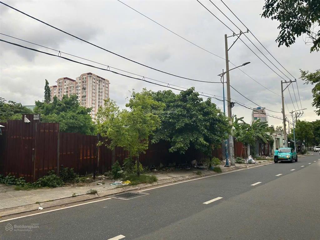 Siêu phẩm khuông đất lớn 3316m2 mặt tiền kênh tân hóa phường tân thới hòa