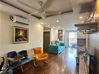 Bán cc sky central, định công, 5.7 tỷ, 70m2, 2pn, 2wc, giá cực chất, bao đẹp