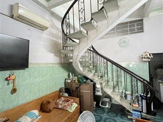 Mtkd gần trường công thương  4,7x16.8m  nhà 1t1l đúc btct  giá 9tỷ8 tl