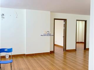 Bán căn 2 ngủ góc  76m2, giá bán chỉ 5,1 tỷ rẻ nhất thị trường.  em tài 0813 489 ***