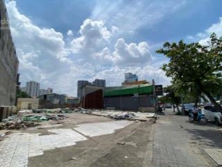 Cho thuê mảnh đất ngã 4 dt 1500m2,mt 50m khu nguyễn chánh / trung kính / mạc thái tổ