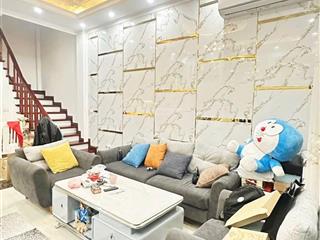 Bán nhà riêng phố thái thịnh  đống đa, 35m2, mt 5m, full nội thât, ô tô. giá 9 tỷ.  0904 161 ***