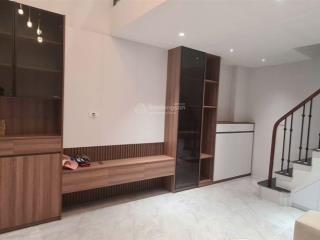 Nhỉnh 6 tỷ có nhà ba đình, dt 30m2, mt 5m, 2 mặt thoáng, ful nội thất.  anh minh  0904 161 ***