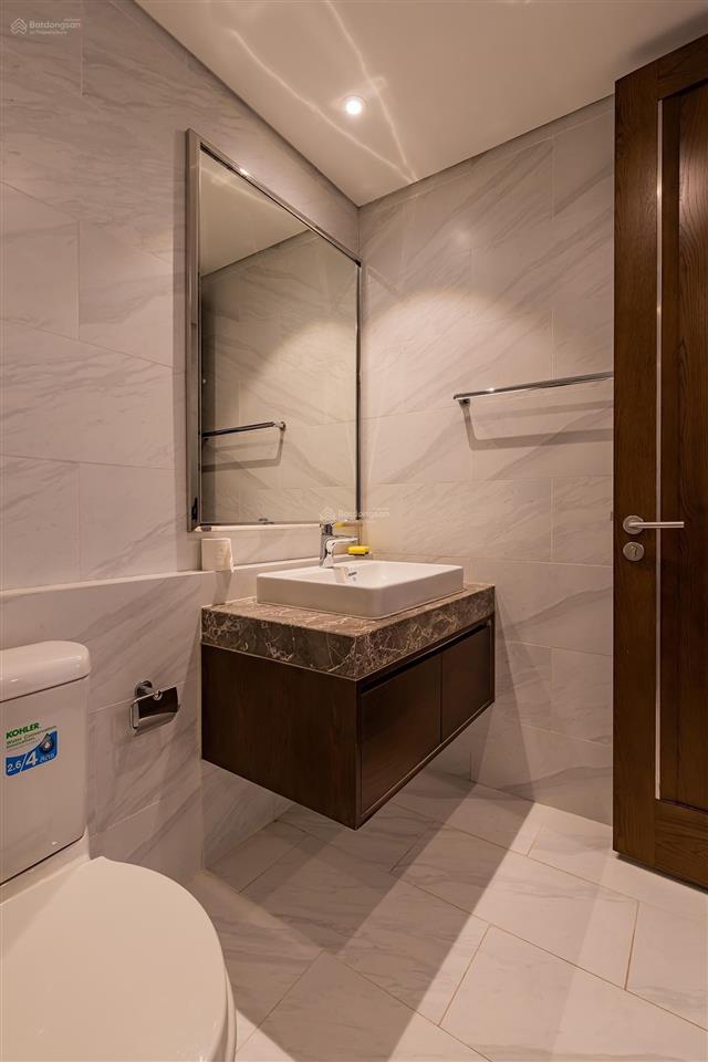 Đổi lên căn 3 ngủ tôi cần bán gấp căn 2 ngủ 92m2 view sông chung cư sun ancora lương yên